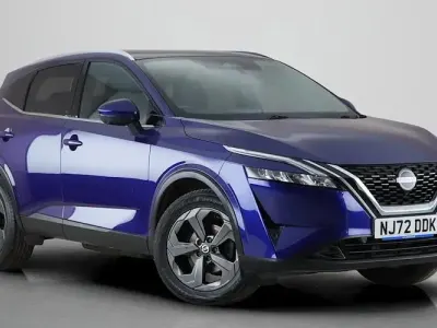 Used Nissan Qashqai N-Connecta 140 HP (102 kW) 2022 Blue SUV