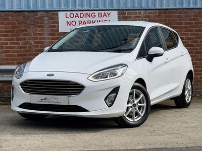 Used Ford Fiesta Zetec 100 HP (73 kW) 2017 White Hatchback