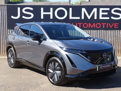 Usado Nissan Ariya Evolve 225 kW (306 CV) 2023 Gris SUV