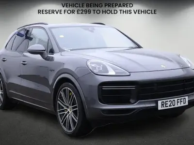 Used Porsche Cayenne Turbo S E-Hybrid 680 HP (500 kW) 2022 SUV