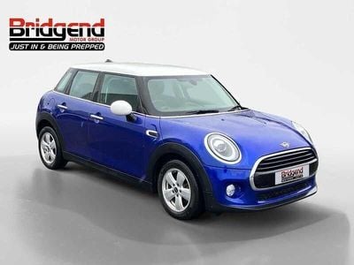 Używany Mini Cooper Hatch 2019 Niebieski Hatchback