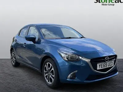 Used Mazda 2 Inclusive 90 HP (66 kW) 2018 Blue Hatchback