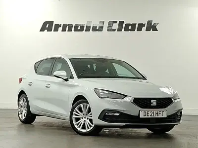 Used Seat Leon SE Dynamic 110 HP (80 kW) 2021 White Hatchback