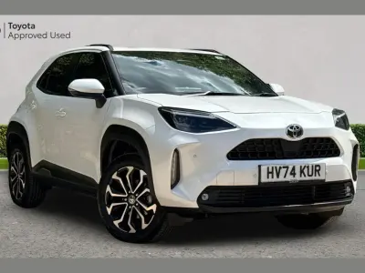 Used Toyota Yaris Cross Design 113 HP (83 kW) 2024 White SUV