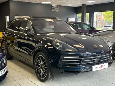 Begagnad Porsche Cayenne 462 HK (339 kW) 2019 Blå SUV