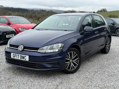 Used VW Golf VII S 85 HP (62 kW) 2017 Blue Hatchback
