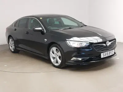 Used Vauxhall Insignia SRi 165 HP (121 kW) 2018 Black Hatchback