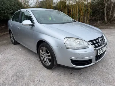 Usado VW Jetta SE 2008 Prateado Sedan