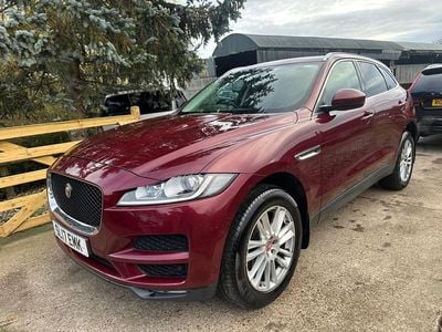 Used Jaguar F-Pace Portfolio 180 HP (132 kW) 2017 Red SUV