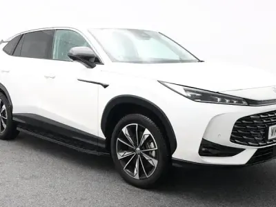 Used MG HS Trophy 2025 White SUV