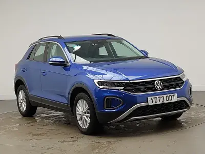 Used VW T-Roc Life 150 HP (110 kW) 2023 Blue SUV