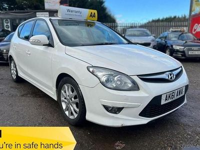 White Used 2011 Hyundai i30 Comfort Hatchback | £1,690 (Fair price)