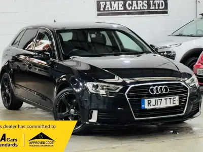 Begagnad Audi A3 Sport 116 HK (85 kW) 2017 Svart Halvkombi