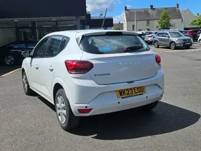 Used Dacia Sandero Expression 100 HP (73 kW) 2023 White Hatchback