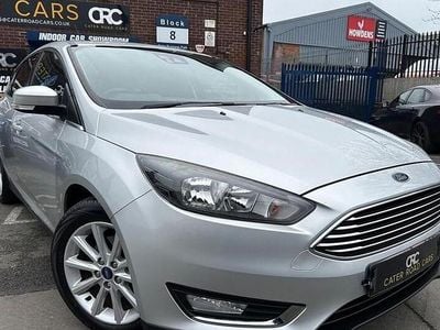 Used Ford Focus Titanium 120 HP (88 kW) 2016 Silver Hatchback