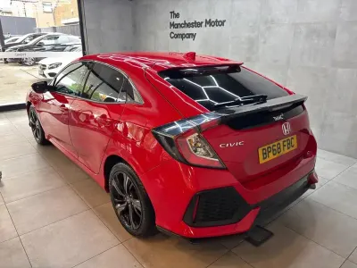 Used Honda Civic SR 126 HP (92 kW) 2018 Red Hatchback