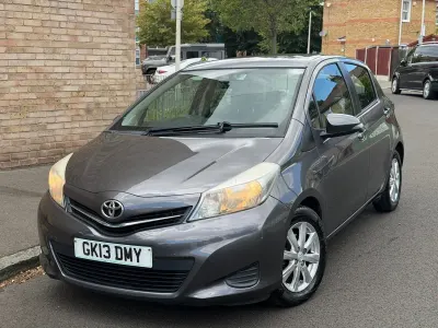 Used Toyota Yaris 2013 Grey Hatchback