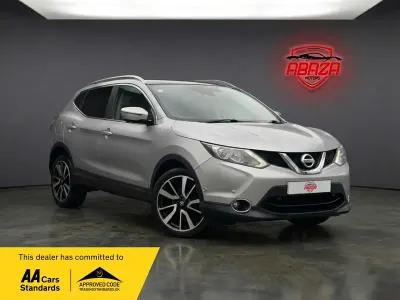 Used Nissan Qashqai Tekna 115 HP (84 kW) 2015 Silver SUV