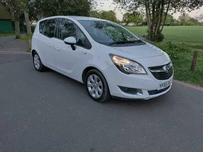 Used Vauxhall Meriva 2016 White MPV