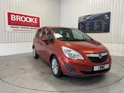 Used Vauxhall Meriva Excite 100 HP (73 kW) 2012 Orange MPV