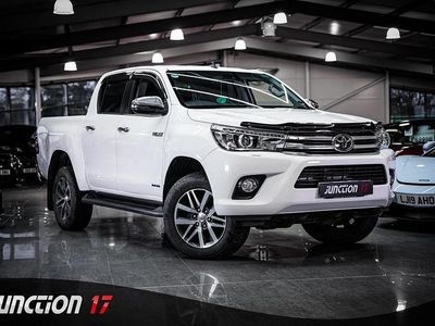 White Used 2020 Toyota HiLux Pickup | £25,750 (Expensive)