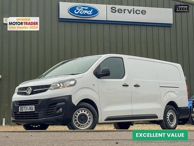 White Used 2023 Vauxhall Vivaro MPV | £18,994 (Fair price)