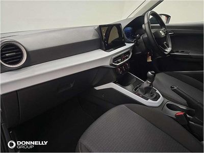 Used Seat Arona SE Technology 94 HP (69 kW) 2025 Blue SUV