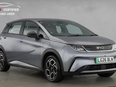 Nuevo BYD Dolphin Boost 130 kW (177 CV) 2026 Gris Utilitario