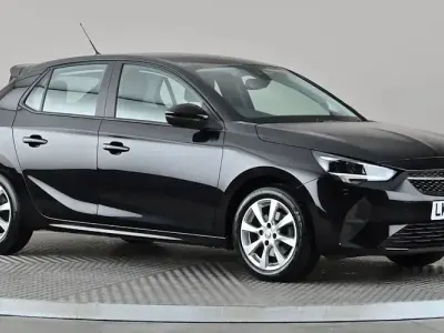 Used Vauxhall Corsa Design Edition 101 HP (74 kW) 2023 Black Hatchback