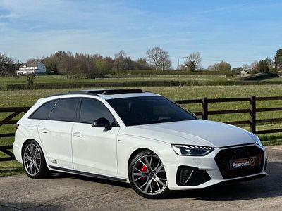 Used Audi A4 Comfort 2021 White Estate