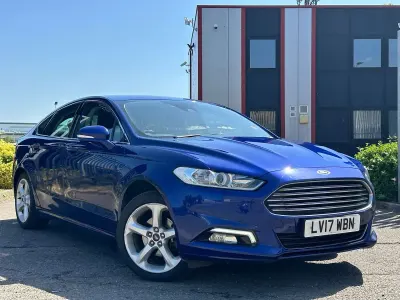 Używany Ford Mondeo Titanium 180 KM (132 kW) 2017 Niebieski Hatchback