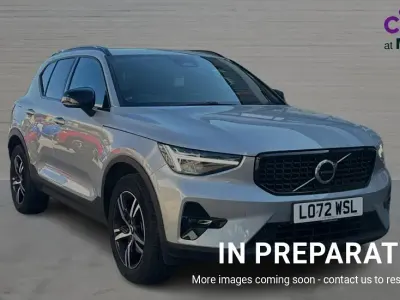 Used Volvo XC40 Plus 197 HP (144 kW) 2022 Silver dawn SUV
