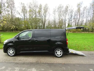 Used Citroën Spacetourer Business Class 120 HP (88 kW) 2023 Black MPV