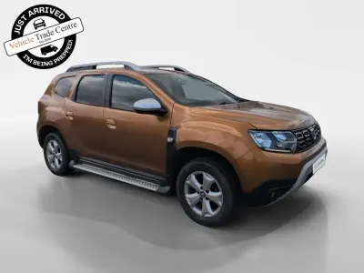 Begagnad Dacia Duster Comfort 115 HK (84 kW) 2018 Orange SUV