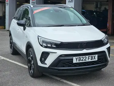 Used Vauxhall Crossland Ultimate 130 HP (95 kW) 2022 White SUV