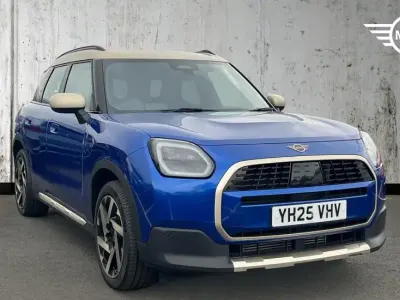 Usado Mini Countryman Exclusive 168 CV (123 kW) 2025 Azul SUV