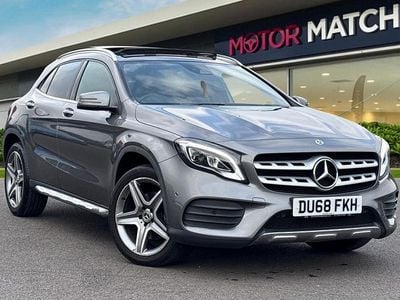 Mercedes GLA220