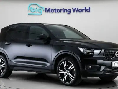 Used Volvo XC40 R-Design 211 HP (155 kW) 2021 Black SUV