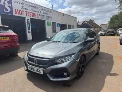 Used Honda Civic SR 126 HP (92 kW) 2019 Grey Hatchback