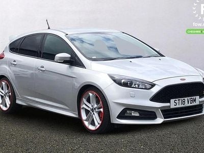 Used Ford Focus Style 250 HP (183 kW) 2017 Silver Hatchback