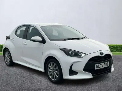 Used Toyota Yaris 2023 White Hatchback