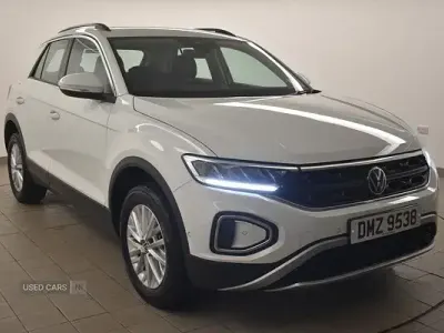 Used VW T-Roc Life 150 HP (110 kW) 2024 White SUV