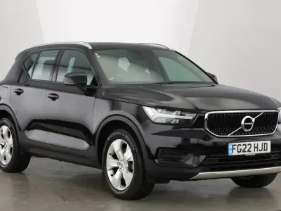 Used Volvo XC40 Momentum 197 HP (144 kW) 2022 Metallic  onyx black SUV