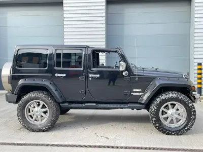 Used Jeep Wrangler Sahara 285 HP (209 kW) 2014 Black SUV