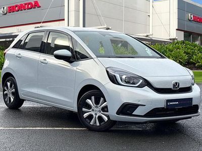 Second-hand Honda Jazz Hybrid 109 CP (80 kW) 2023 Alb Hatchback