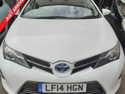 Usado Toyota Auris Hybrid