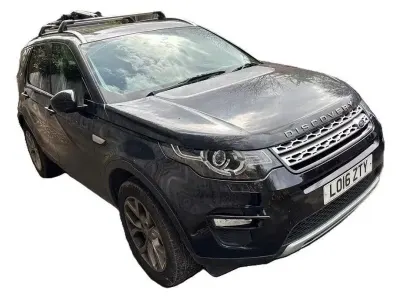 Begagnad Land Rover Discovery Sport HSE 180 HK (132 kW) 2016 Svart SUV