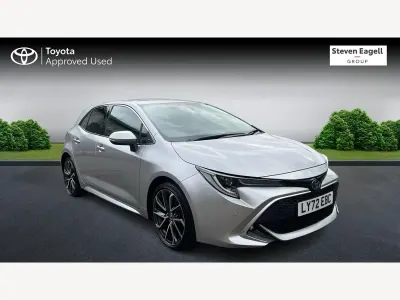 Usado Toyota Corolla 2023 Plateado Utilitario