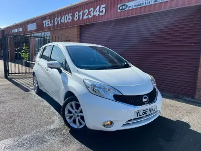 Used Nissan Note Tekna 90 HP (66 kW) 2016 White Hatchback
