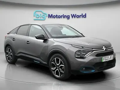 Usado Citroën e-C4 Shine 100 kW (136 HP) 2022 Citadino